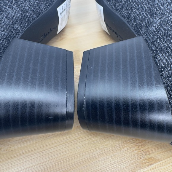 Clarks Collection Shoes Womens Size 8 Gray Pointed Toe Block Heel Comfort Pump - Picture 9 of 10